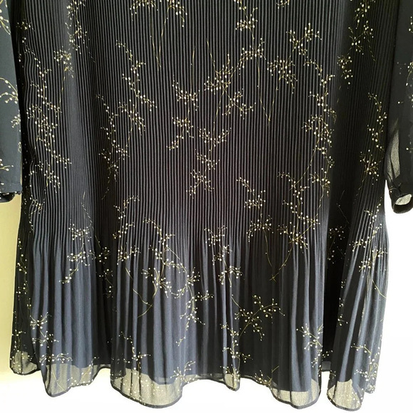 OAK + Fort Blue  and White Pleated Long Sleeve Floral Shift Dress Size S - Picture 8 of 12